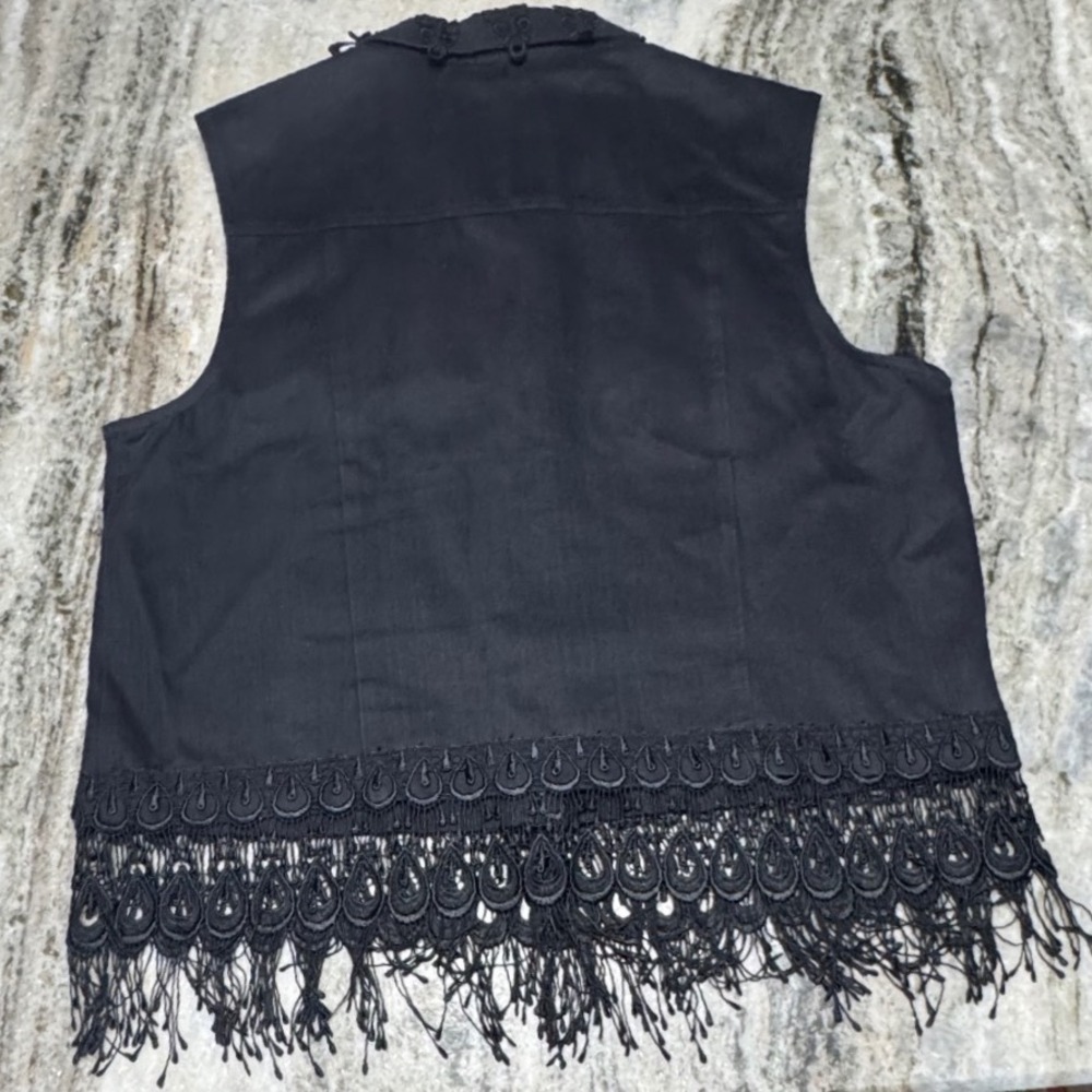 St. Joanne Lace Embroidered  Vest Womens XL Black Fringe Sleeveless Button Down - Picture 2 of 7